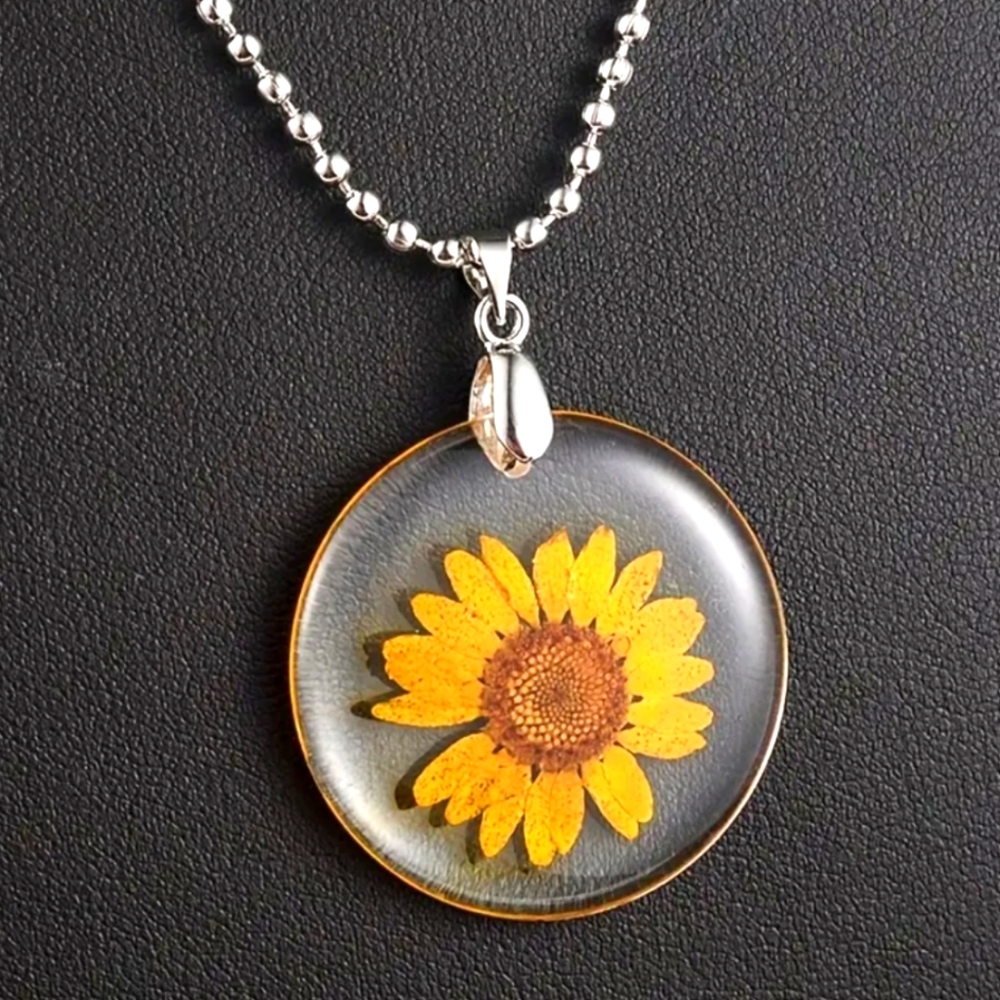 GENUINE PRESSED  Flower Necklace Summer Chain 18 Inches
